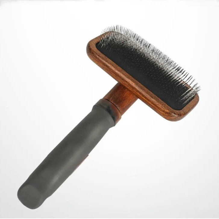 Slicker Brush